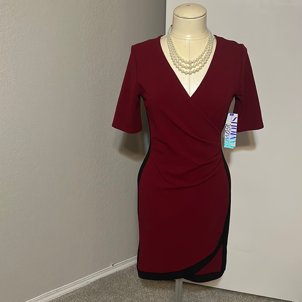 Almost Famous burgundy dress. Size M. BEAUTIFUL!!!